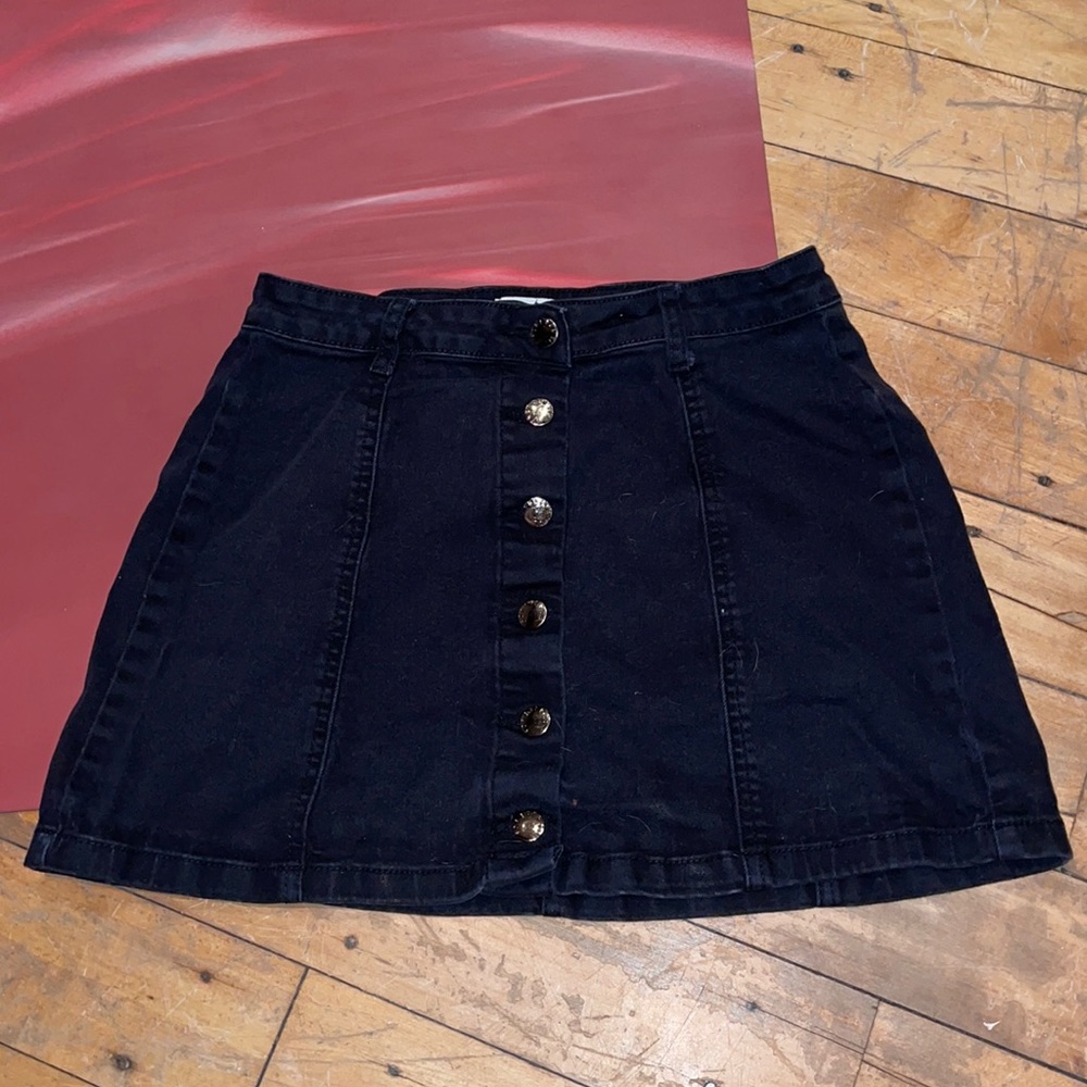 black jean skirt